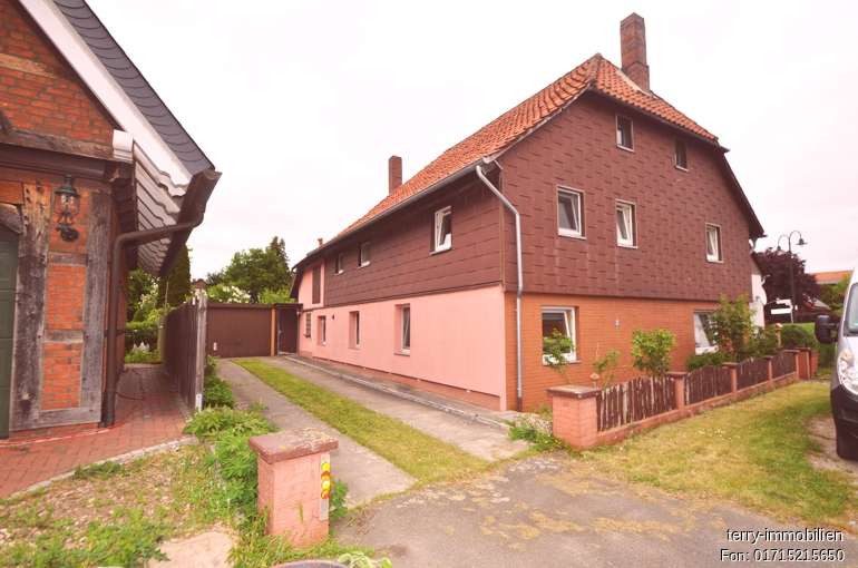 Haus zum Kaufen in Ilsede 150.000 € 139 m²