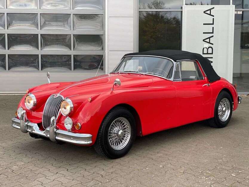 Jaguar XK 80.000 km 125.500 € Braunschweig 38112