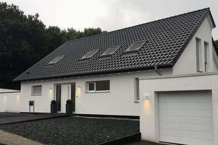 Haus zum Kaufen in Wolfsburg 745.000 € 204 m² 5 zimmer