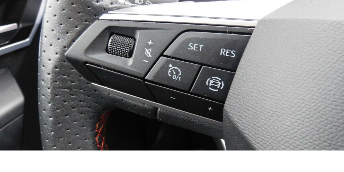 Seat Arona 1.0 FR-Line TSI BMT Navi Klima Alu 21.400 km 16.990 &euro; Vordorf 38533