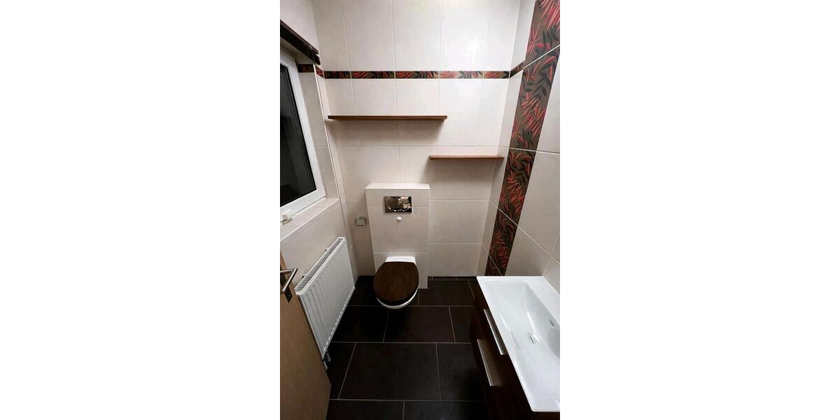 Einfamilienhaus Königslutter am Elm - 2 Zimmer, 120 m&sup2;, 1.000&euro; | Angebot:25422922