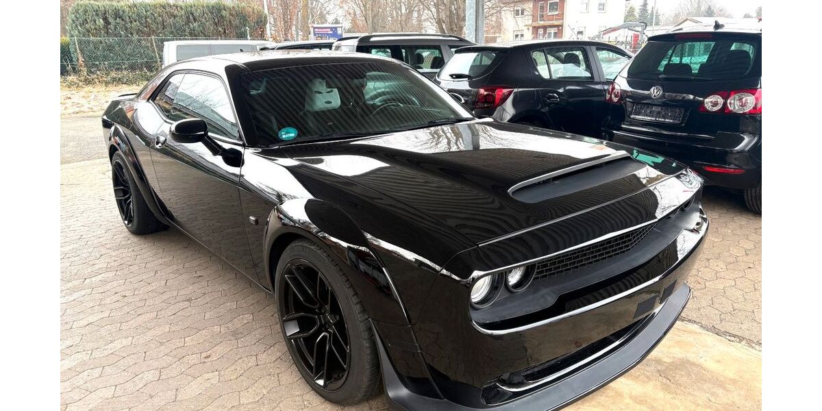 Dodge Challenger 39.000 km 32.799 &euro; Königslutter 38154