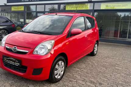 Daihatsu Cuore 99.000 km 3.490 € Peine 31226