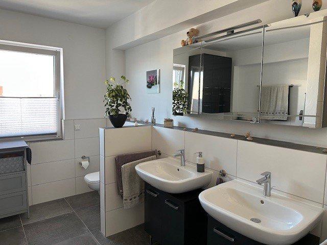 Etagenwohnung Wolfenbüttel Adersheim - 3 Zimmer, 101 m&sup2;, 1.060&euro; | Angebot:26505269