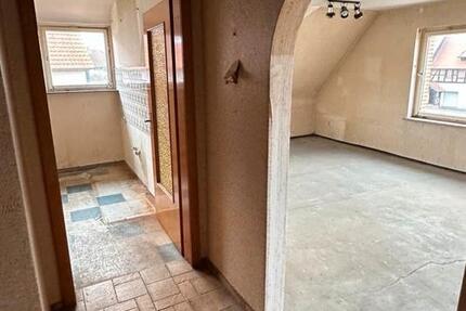 Haus Salzgitter Ortschaft Südost - 7 Zimmer, 180 m&sup2;, 85.000&euro; | Angebot:24600257