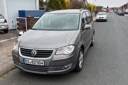 VW Touran 169.979 km 4.100 &euro; Braunschweig 38116