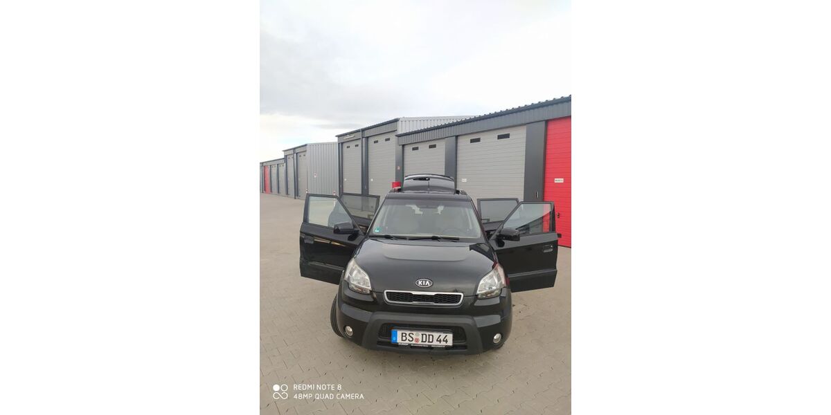 Kia Soul 163.500 km 1.999 &euro; Braunschweig 38102