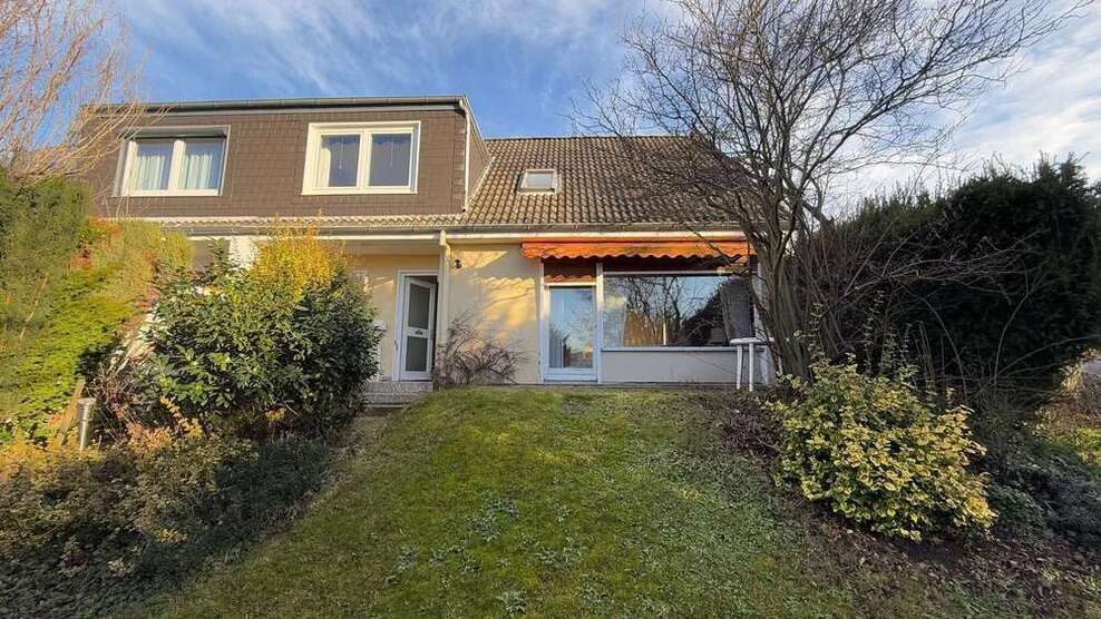 Haus zum Kaufen in Wolfenbüttel 325.000 € 131 m²