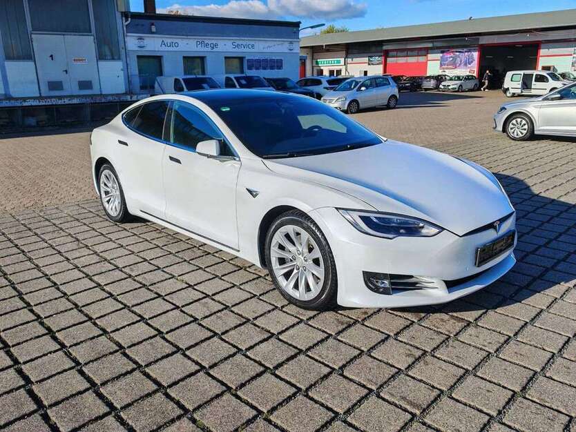 Tesla Model S 59.379 km 37.770 € Braunschweig 38112