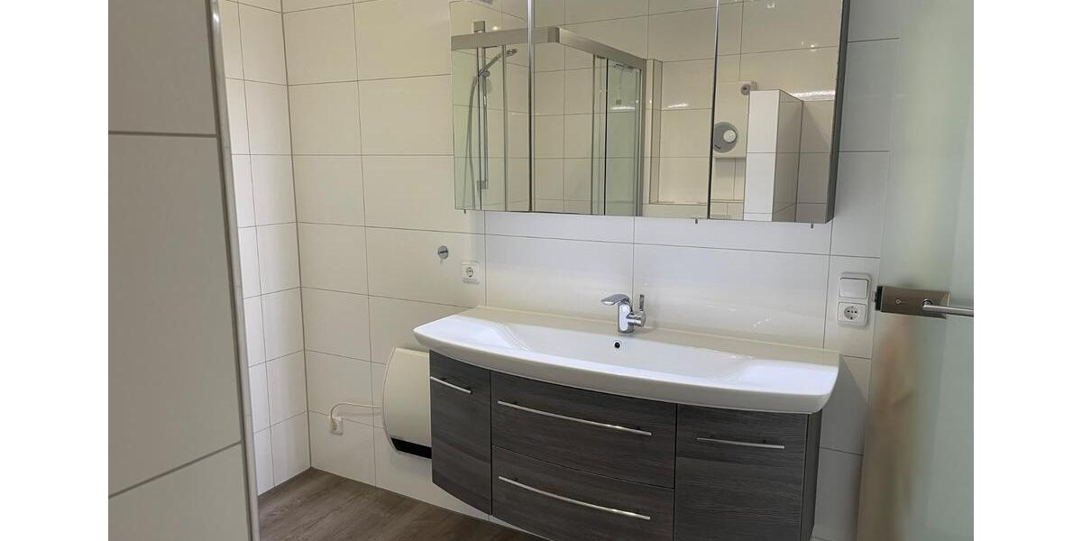 Etagenwohnung Braunschweig Timmerlah-Geitelde-Stiddien - 4 Zimmer, 122 m&sup2;, 280.000&euro; | Angebot:24853221