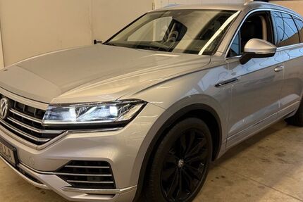 VW Touareg 161.500 km 33.590 &euro; Braunschweig 38112