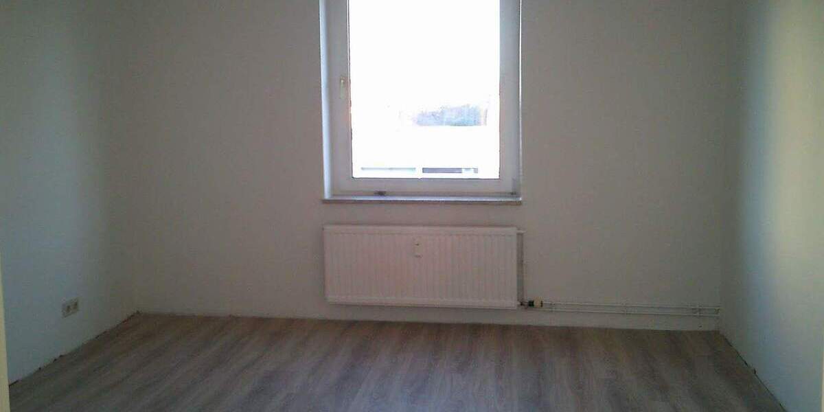Etagenwohnung Salzgitter Lebenstedt - 2 Zimmer, 50 m&sup2;, 294&euro; | Angebot:25822090
