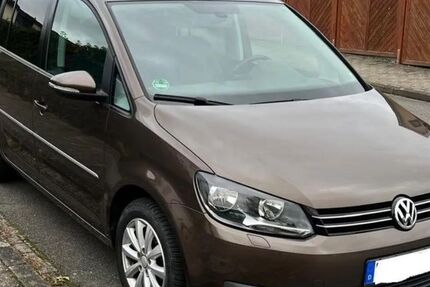 VW Touran 131.000 km 9.450 € Wolfsburg 38446