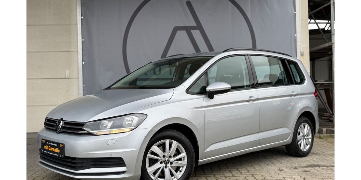 VW Touran 158.005 km 13.950 &euro; Braunschweig 38122