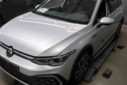 VW Golf 137.200 km 22.990 &euro; Braunschweig 38122