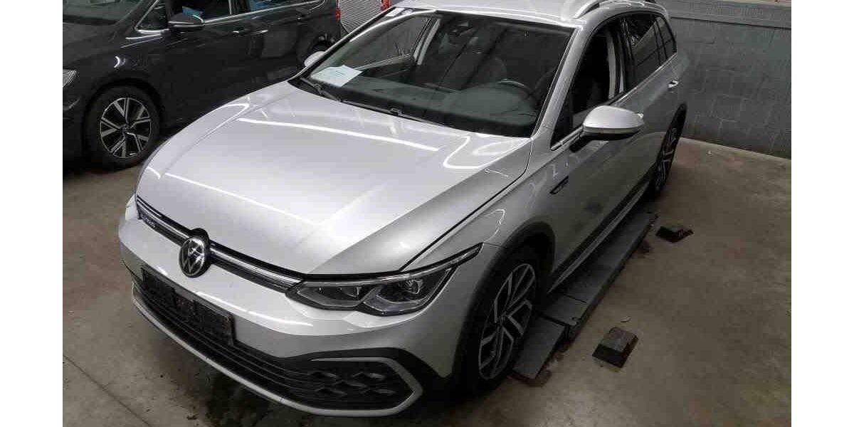 VW Golf 137.200 km 22.990 &euro; Braunschweig 38122