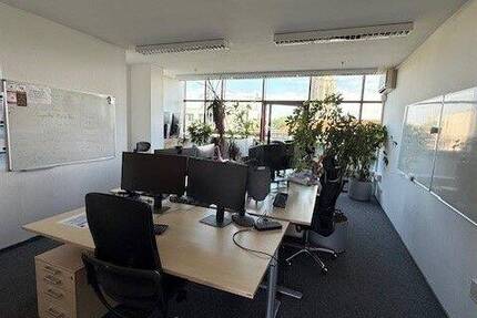 Gewerbeobjekt Braunschweig Innenstadt - 7 Zimmer, 271 m&sup2;, 2.168&euro; | Angebot:25682881