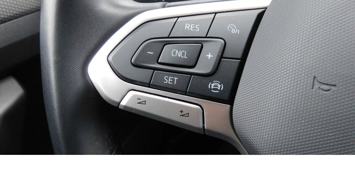 VW T-Cross 1.0 Life Move BMT TSI Klima Navi 19.400 km 18.690 &euro; Vordorf 38533