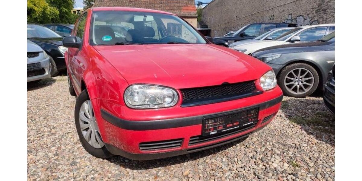 VW Golf 153.579 km 2.800 &euro; Braunschweig 38100