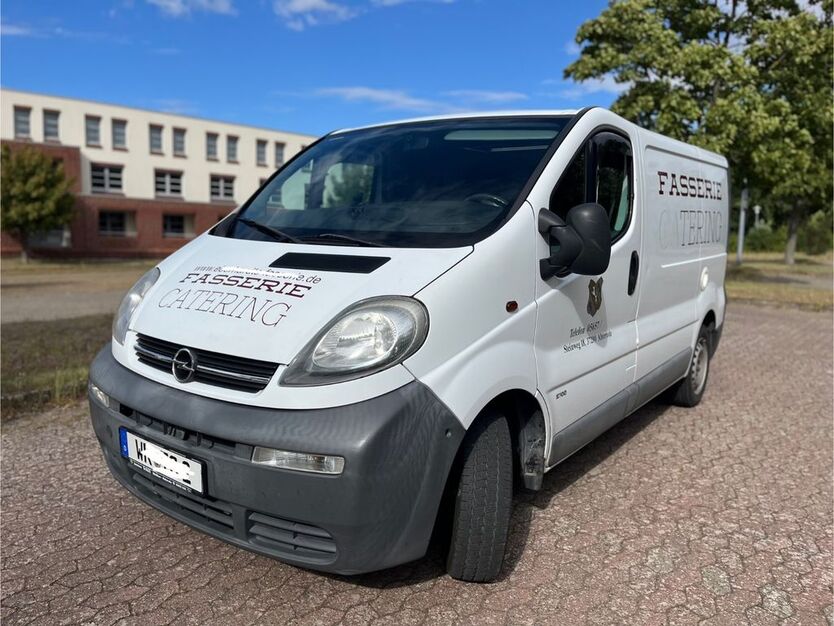 Opel Vivaro 133.000 km 8.990 € Braunschweig 38214