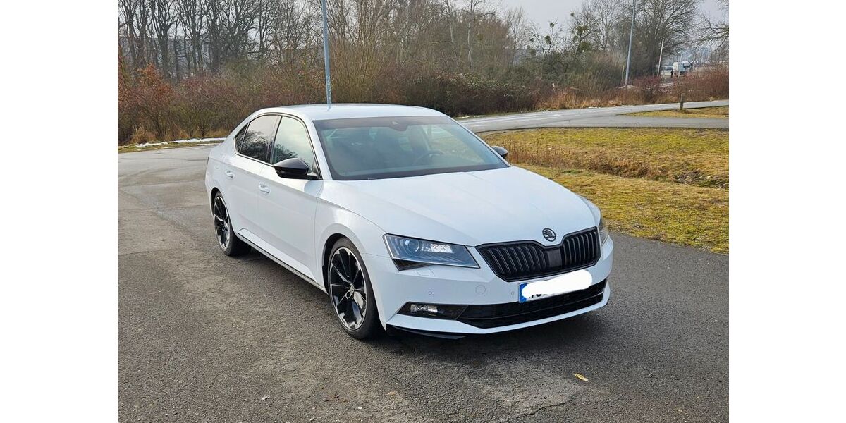 Skoda Superb 99.000 km 21.000 &euro; Wolfsburg 38440
