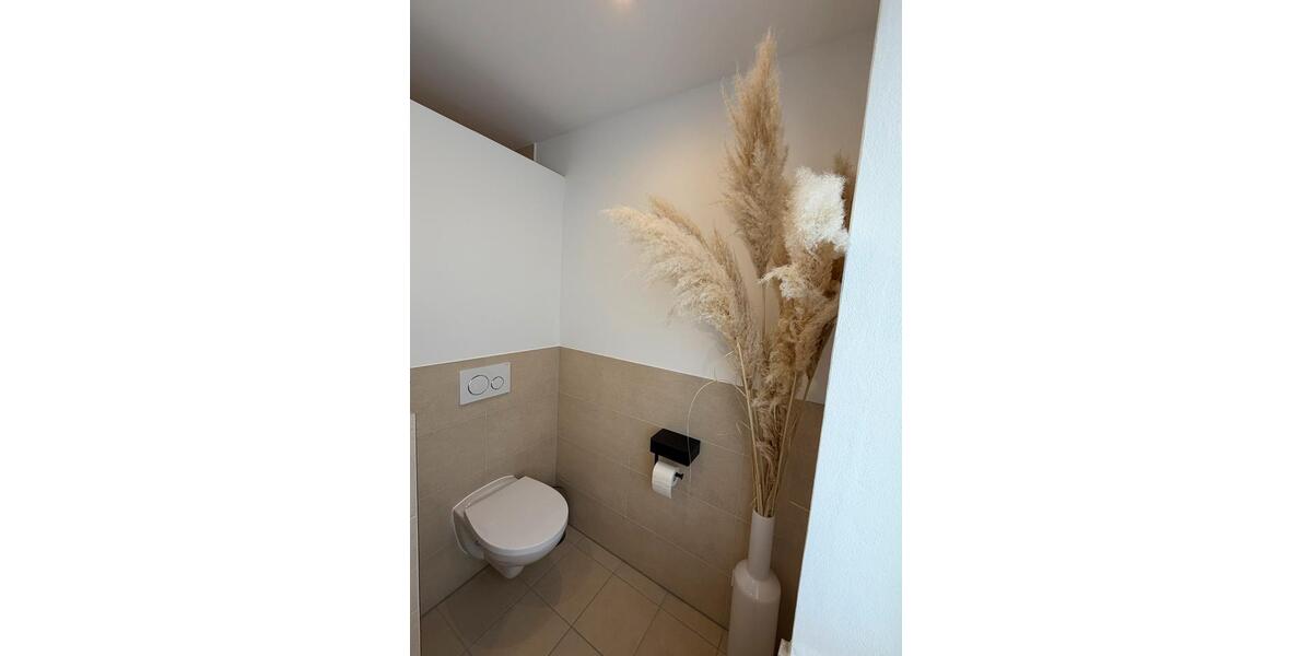 Terrassenwohnung Königslutter am Elm - 4 Zimmer, 160 m&sup2;, 1.200&euro; | Angebot:26063846
