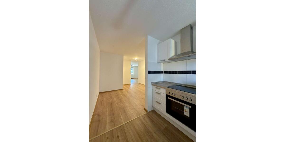Etagenwohnung Braunschweig - 2 Zimmer, 72 m&sup2;, 860&euro; | Angebot:26095422