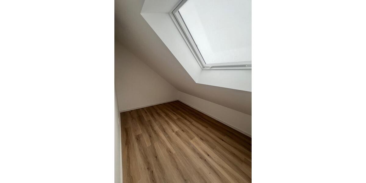 Reihenhaus Wolfsburg Alt-Wolfsburg - 5 Zimmer, 157 m&sup2;, 1.690&euro; | Angebot:25876040