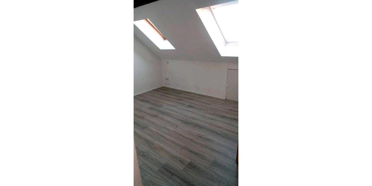Dachgeschoßwohnung Wolfenbüttel Adersheim - 2 Zimmer, 60 m&sup2;, 650&euro; | Angebot:27610165