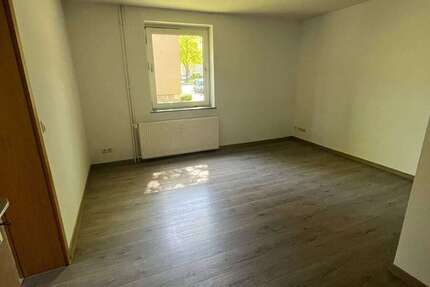 Wohnung Salzgitter Ortschaft Ost - 2 Zimmer, 43 m&sup2;, 296&euro; | Angebot:26739580