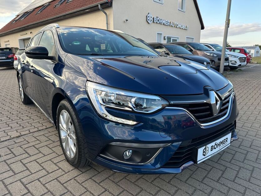 Renault Megane 23.800 km 15.900 € Salzgitter 38229