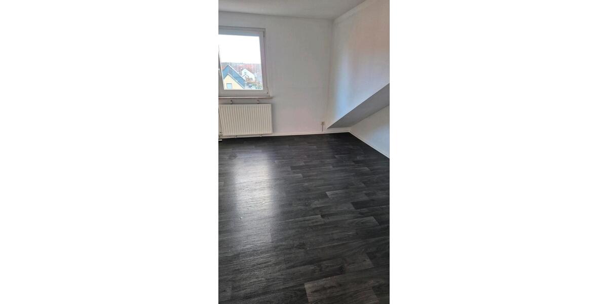 Dachgeschoßwohnung Salzgitter Ortschaft Nord - 2 Zimmer, 62 m&sup2;, 365&euro; | Angebot:25782482