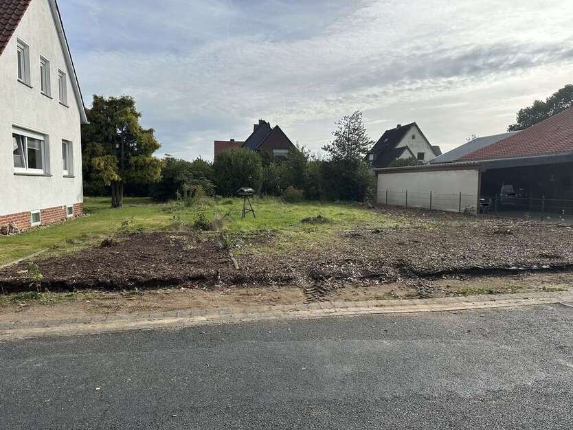Grundstück zu verkaufen in Flöthe 56.000 € 400 m²
