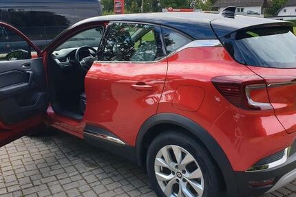 Renault Captur 96.000 km 14.500 &euro; sassenburg 38524