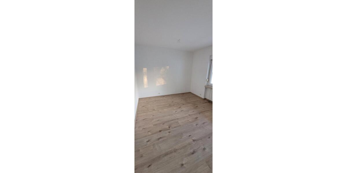 Etagenwohnung Wolfsburg - 3 Zimmer, 106 m&sup2;, 245.000&euro; | Angebot:27298178