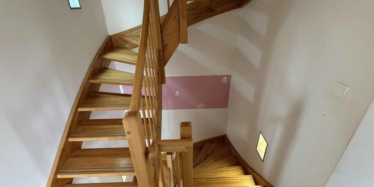 Doppelhaushälfte Braunschweig Gliesmarode - 7 Zimmer, 121 m&sup2;, 533.000&euro; | Angebot:24515587