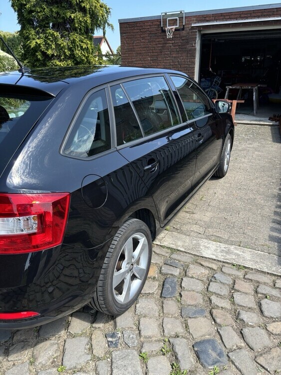 Skoda Rapid 139.000 km 7.700 € Hohenhameln 31249