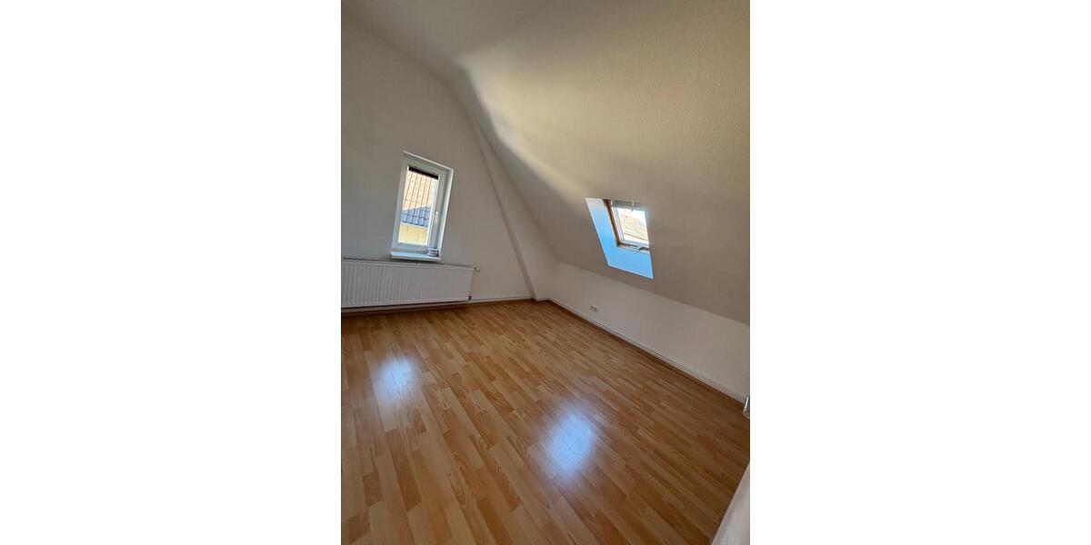 Dachgeschoßwohnung Braunschweig Östliches Ringgebiet - 3 Zimmer, 72 m&sup2;, 770&euro; | Angebot:26061640