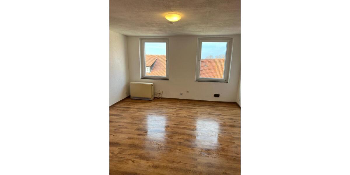 Etagenwohnung Königslutter am Elm - 4.5 Zimmer, 90 m&sup2;, 550&euro; | Angebot:25048496