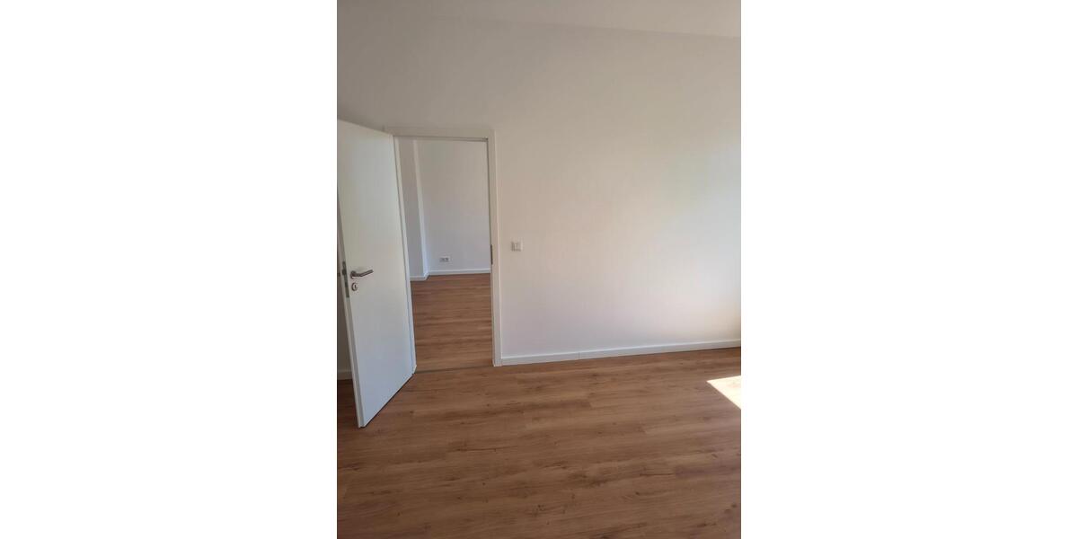 Etagenwohnung Braunschweig Broitzem - 11 Zimmer, 258 m&sup2;, 649.000&euro; | Angebot:26897771