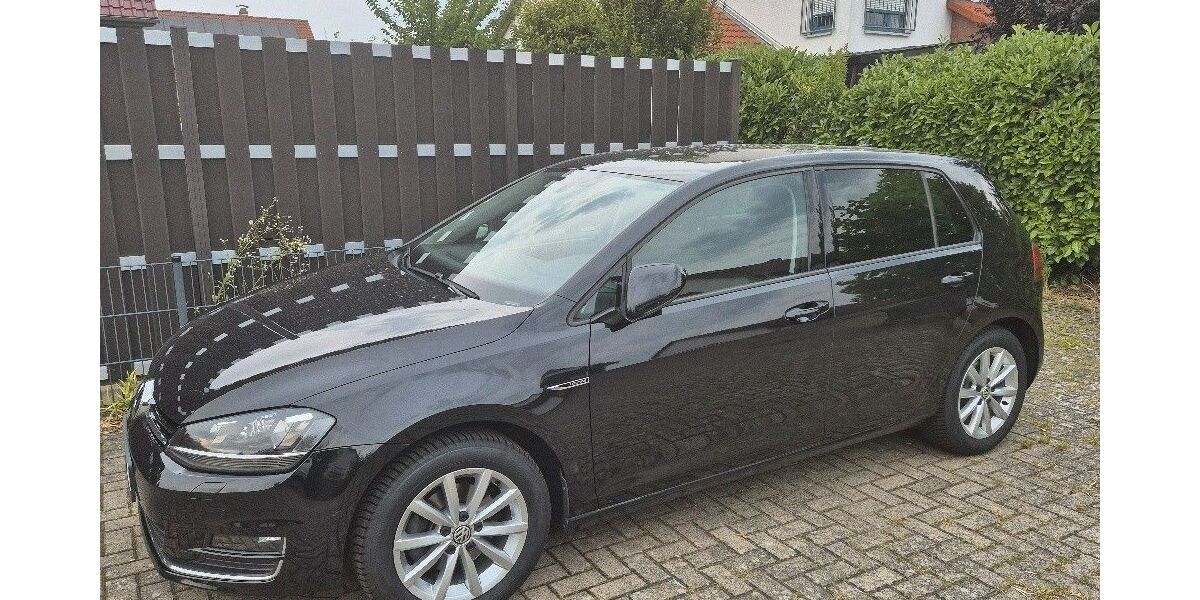 VW Golf 95.800 km 11.650 &euro; Braunschweig 38110