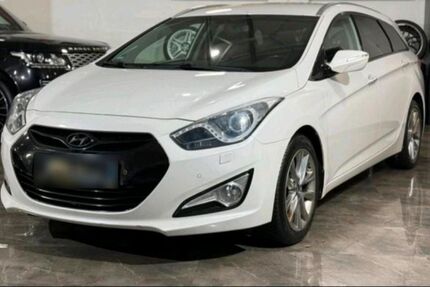 Hyundai i40 189.000 km 9.000 &euro; Braunschweig 38106