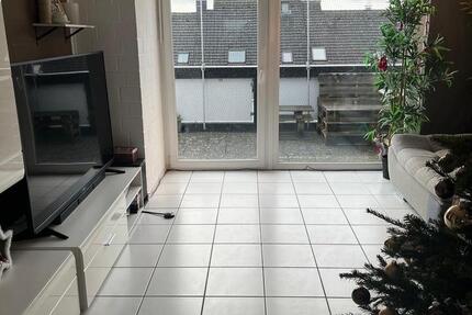 Schöne Helle 3 Zimmer Wohnung mit Großer Terrasse