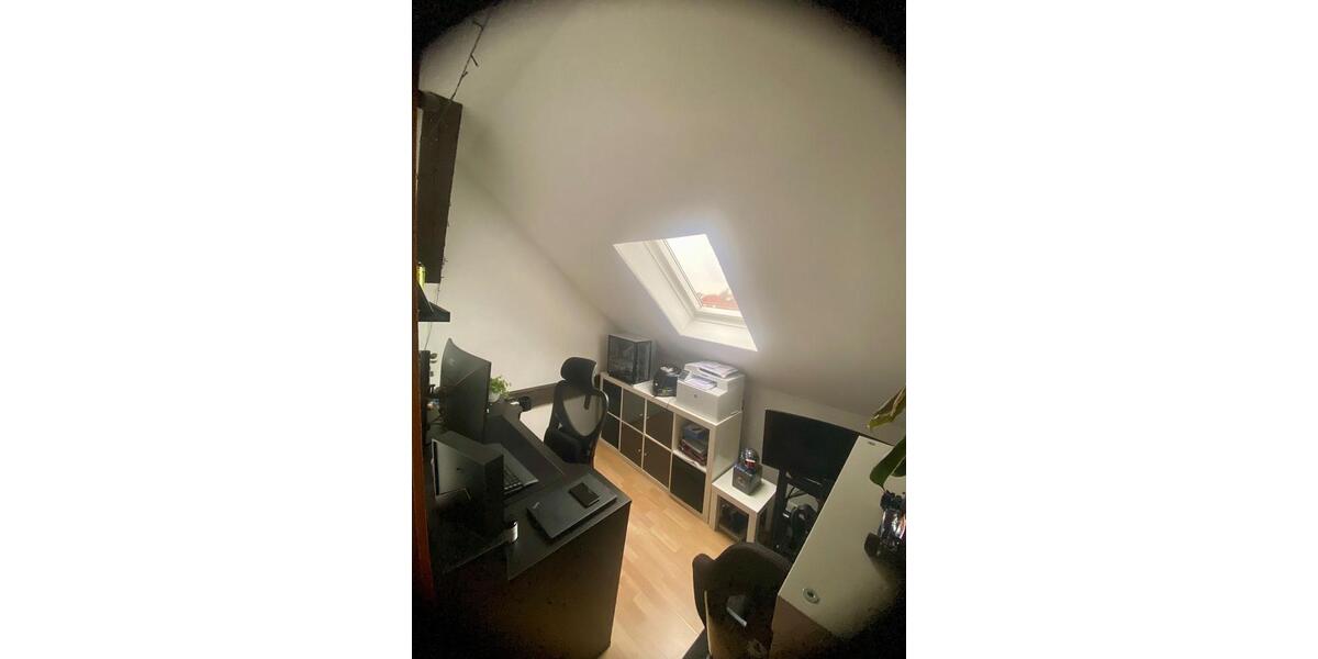 Dachgeschoßwohnung Braunschweig Wabe-Schunter-Beberbach - 2.5 Zimmer, 90 m&sup2;, 810&euro; | Angebot:24591660