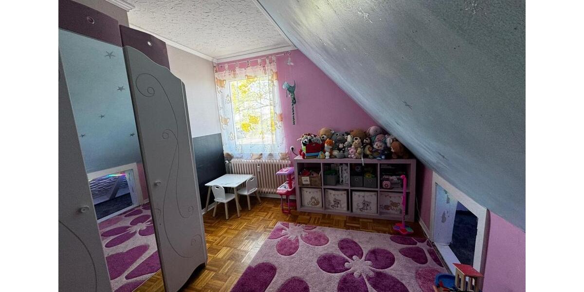 Dachgeschoßwohnung Calberlah - 4 Zimmer, 76 m&sup2;, 600&euro; | Angebot:26421273