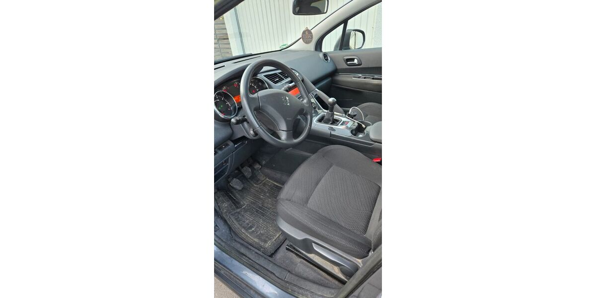 Peugeot 3008 90.000 km 5.600 &euro; Braunschweig 38112
