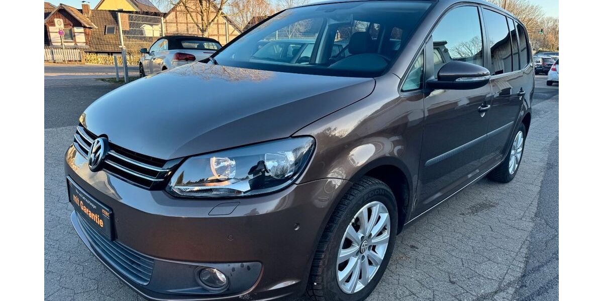 VW Touran 130.000 km 9.900 &euro; Lehre 38165