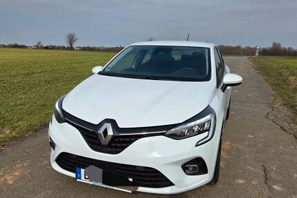Renault Clio 77.000 km 10.900 &euro; Braunschweig 38122