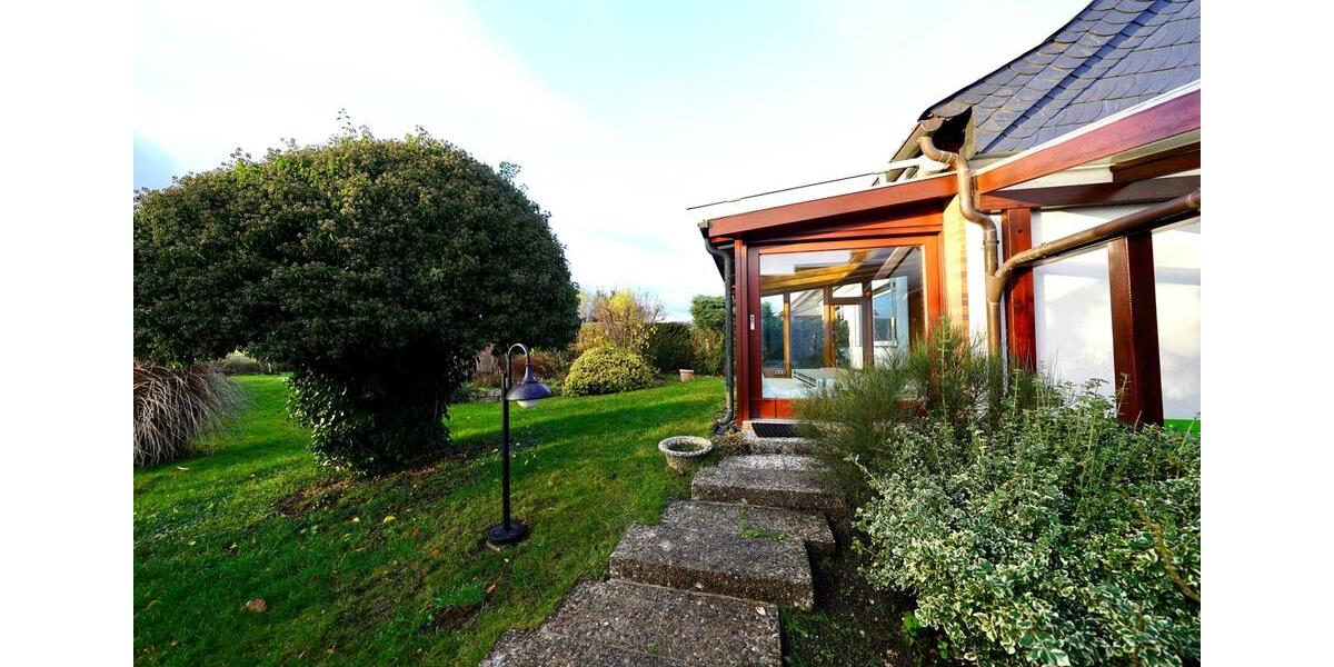 Doppelhaushälfte Wolfsburg - 4 Zimmer, 140 m&sup2;, 1.600&euro; | Angebot:23547187