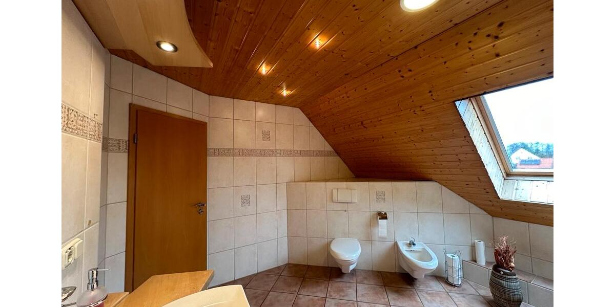 Doppelhaushälfte Rötgesbüttel - 4 Zimmer, 147 m&sup2;, 1.496&euro; | Angebot:25957149